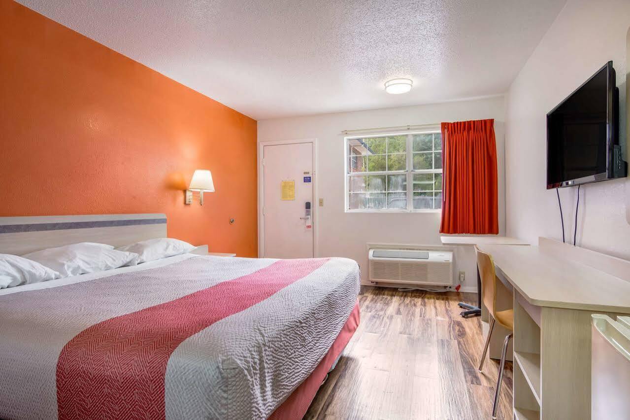 Motel 6-East Ridge, Tn Экстерьер фото